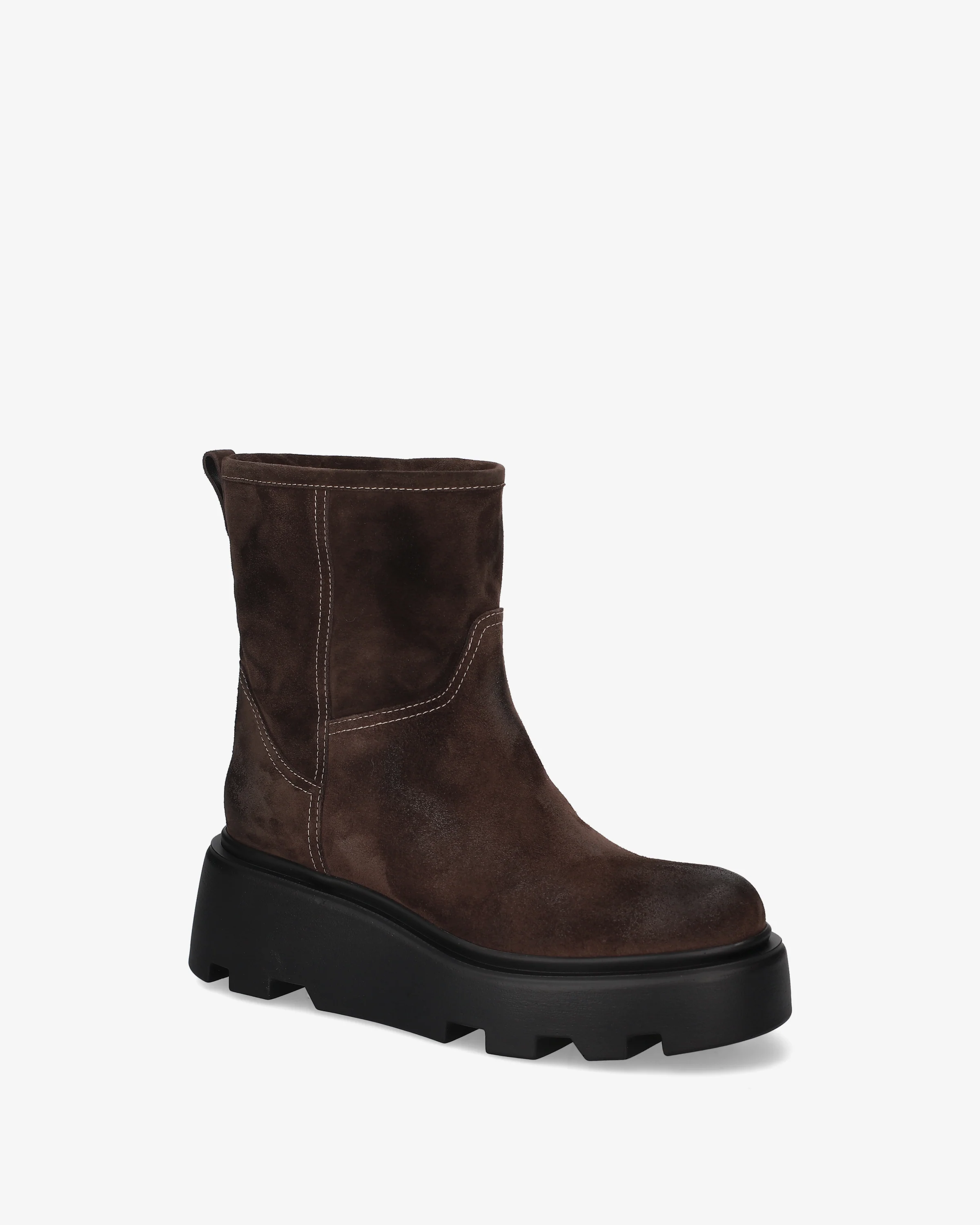 Split-leather ankle boots with a thick sole - Image 4