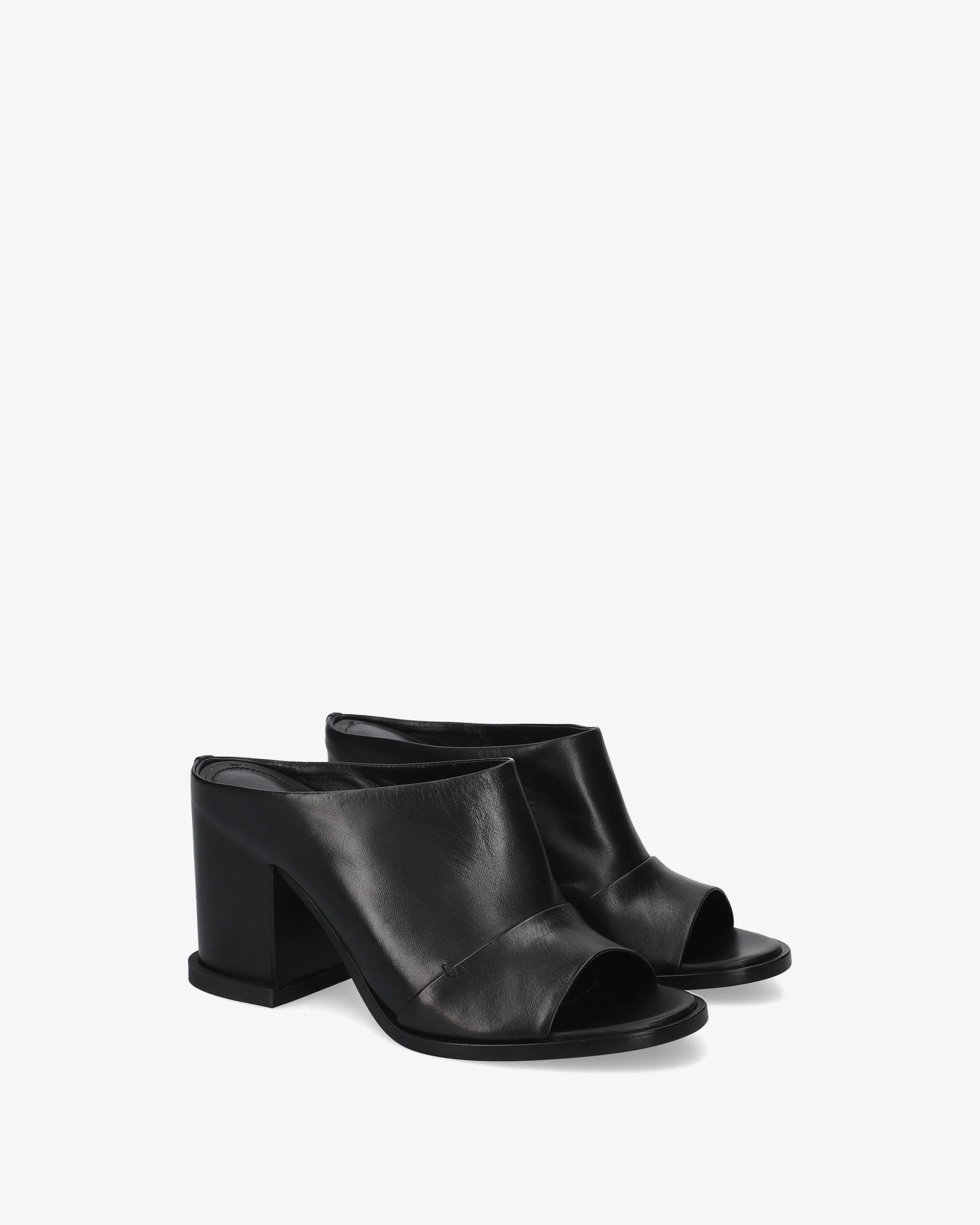 Calfskin sabot with covered heel - Image 2